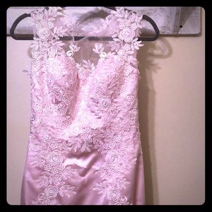 Women’s formal dress ❤️